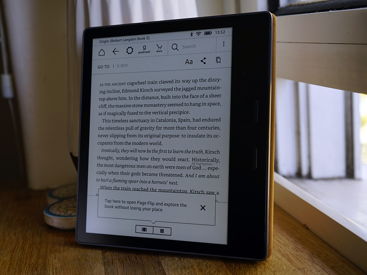 Kindle Oasis (2017) review: total immersion - The Verge
