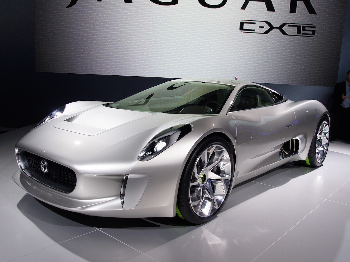 James Bond Bad Guys Resurrect Awesome Jaguar C-x75 Concept | Stuff