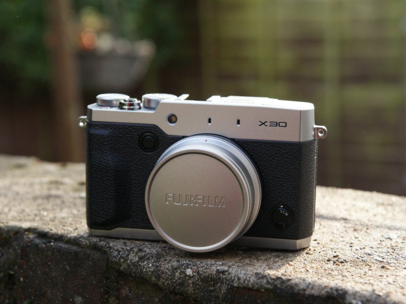 Fujifilm X30 review