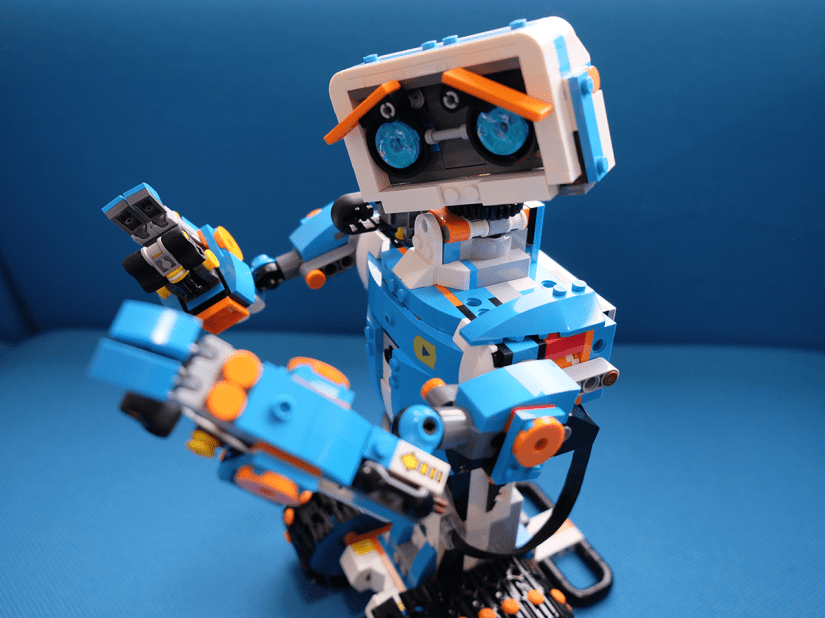 Lego Boost Creative Toolbox  review