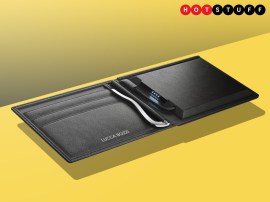 This leather wallet charges your smartphone from the sun