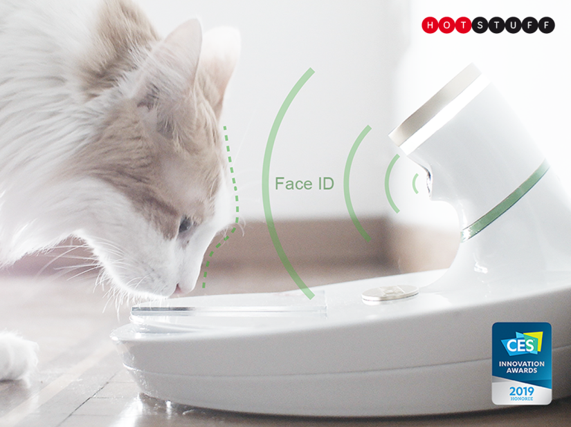 The Mookkie smart pet bowl uses facial recognition tech to stop food being pinched