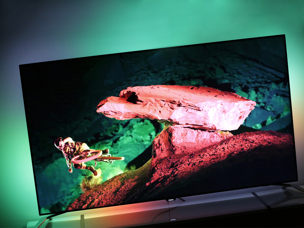 Turn Off The Philips Ambilight And See How Lifeless Your Living