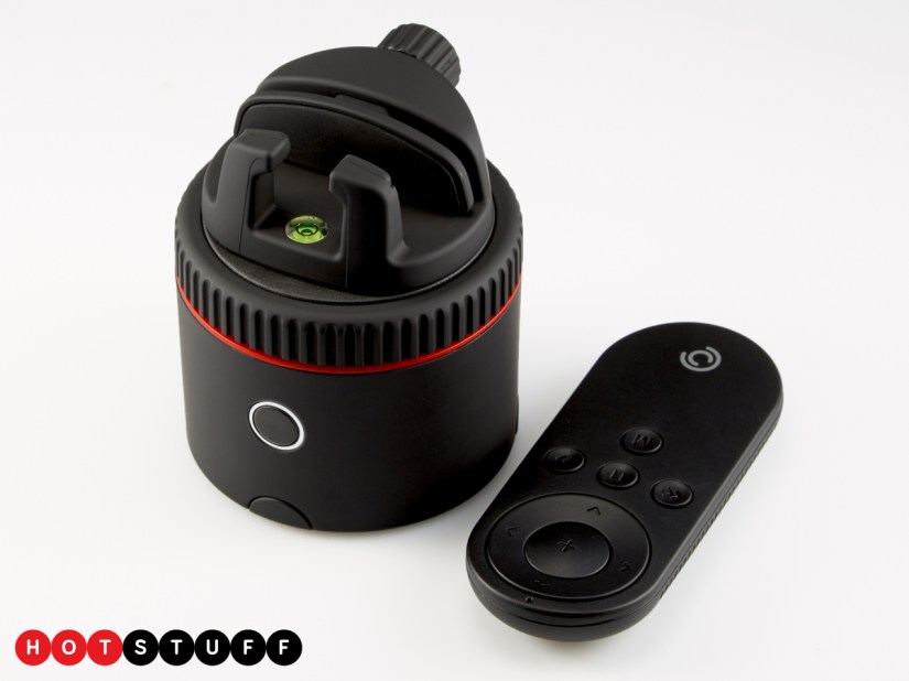 Pivo is an interactive smartphone pod for shooting amazing panoramas and tracking shots