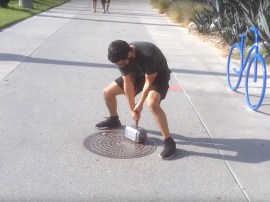 Man creates a magnetised Thor hammer that only he can lift