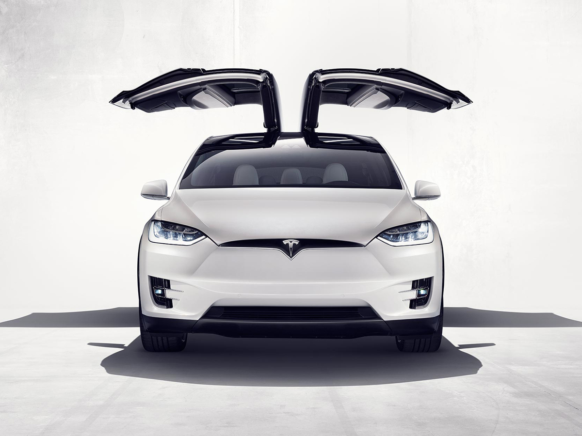 Tesla fastest deals suv