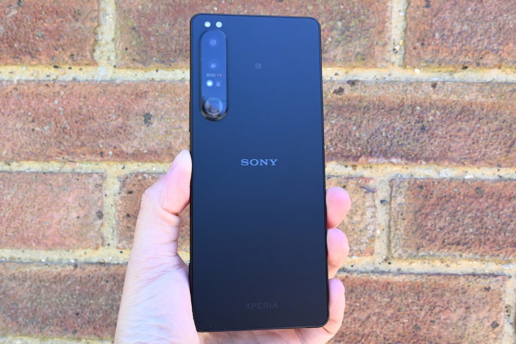 Sony Xperia 1 IV review: unapologetically premium | Stuff