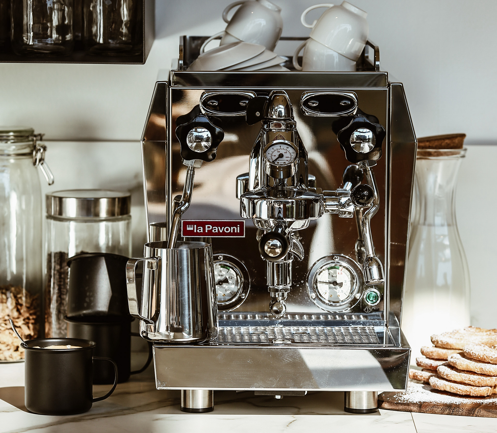 La Pavoni's Semi-pro Espresso Machines Are Simply Beautiful 