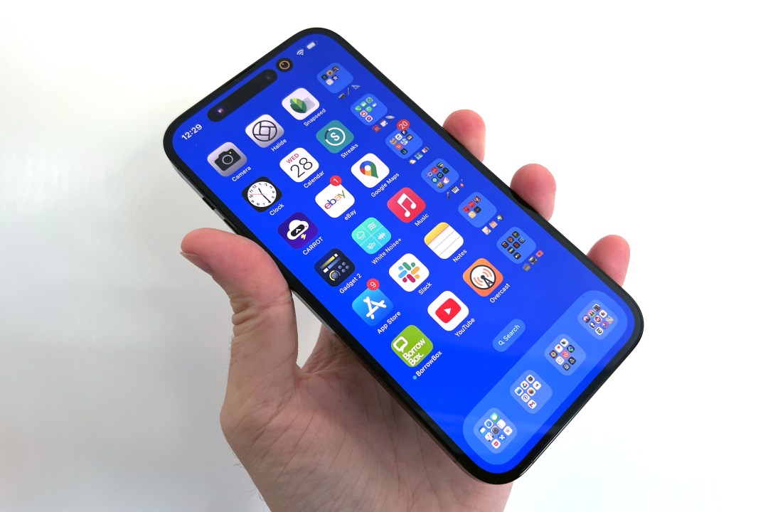 Reviewing Apple's latest: iPhone 11, Pro, & Pro Max - Cal Times
