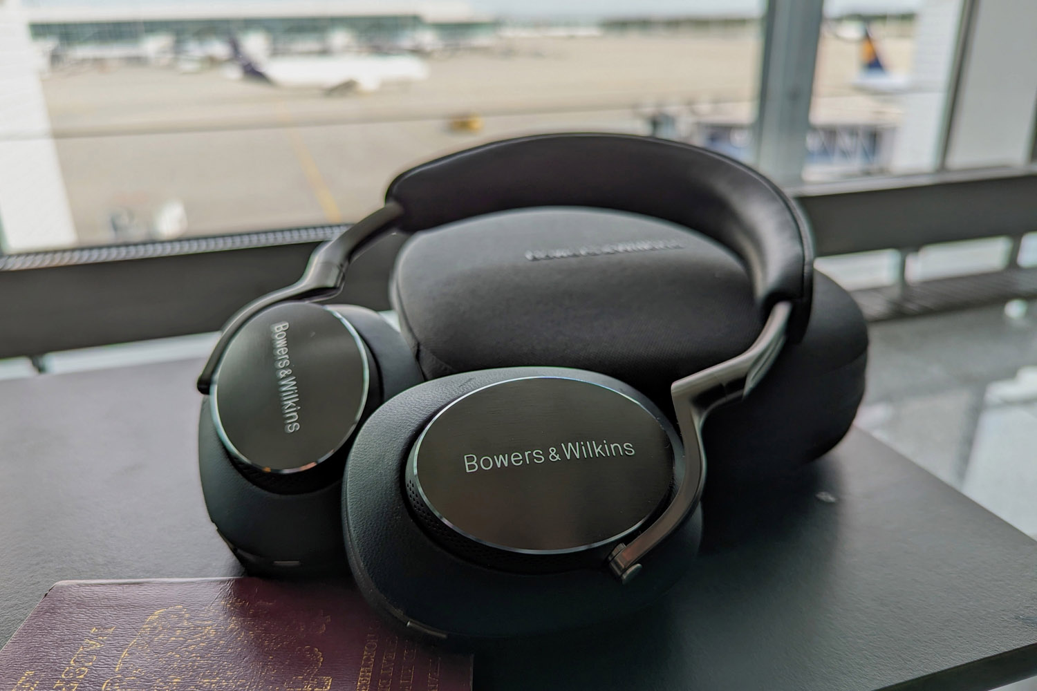 Bowers & Wilkins PX8 review: scaling new heights | Stuff