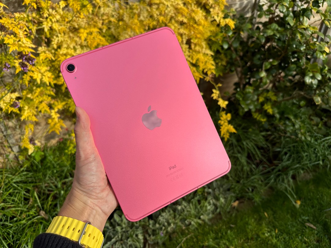 Apple iPad (10th gen, 2022) review Super lite Air Stuff