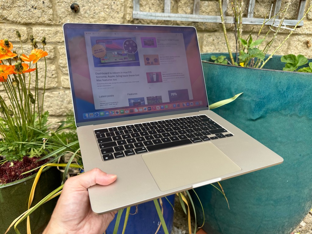 Apple MacBook Air 15 (Mid-2023) review - the new 15-inch MacBook Air is all  you expect it to be: Verdict