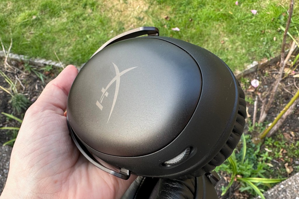 HyperX Cloud III review: well priced and a reliable bet