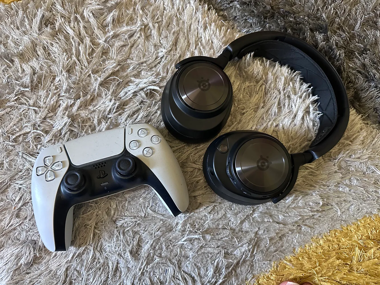 SteelSeries Arctis Nova Pro Wireless Review: Premium In Nearly Every ...