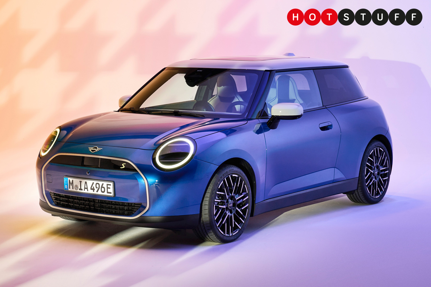 Fifth-gen Mini Cooper Electric goes all-in on retro appeal | Stuff