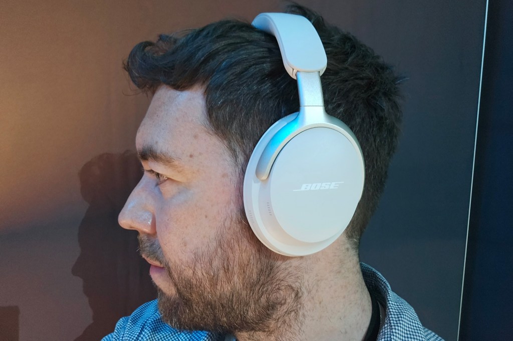 Bose QuietComfort Ultra Headphones hands-on wearing right