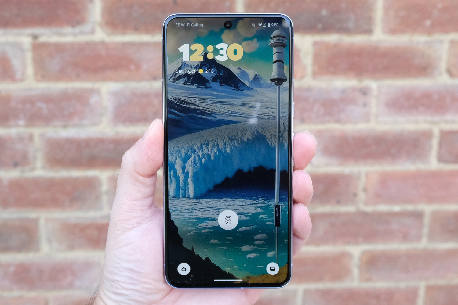 Google Pixel 8 & 8 Pro hands-on review: Software, performance