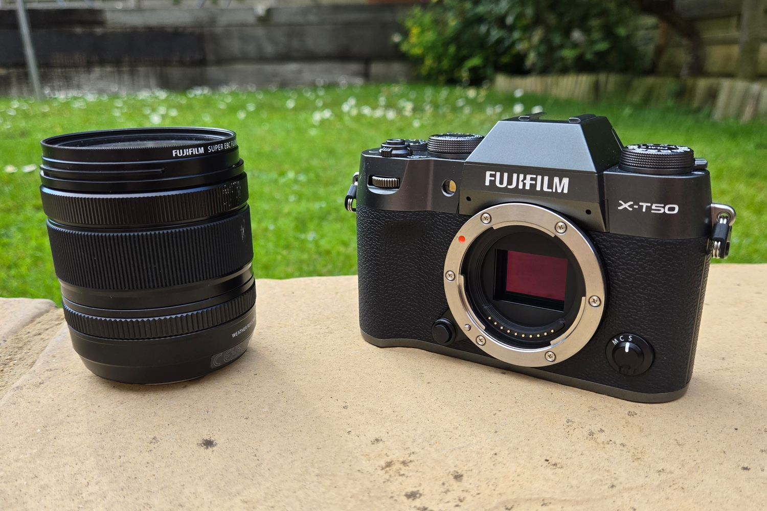 Fujifilm X-T50 review with lens