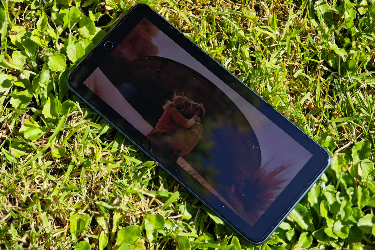 Oppo Reno 11 F review display 1
