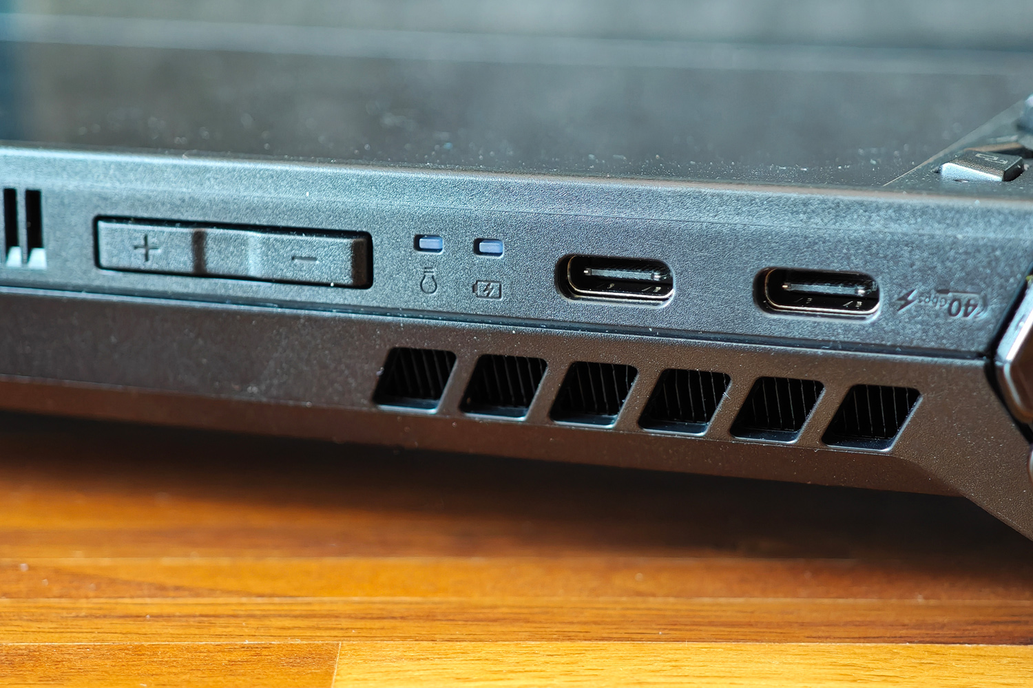 Asus ROG Ally X review USB ports