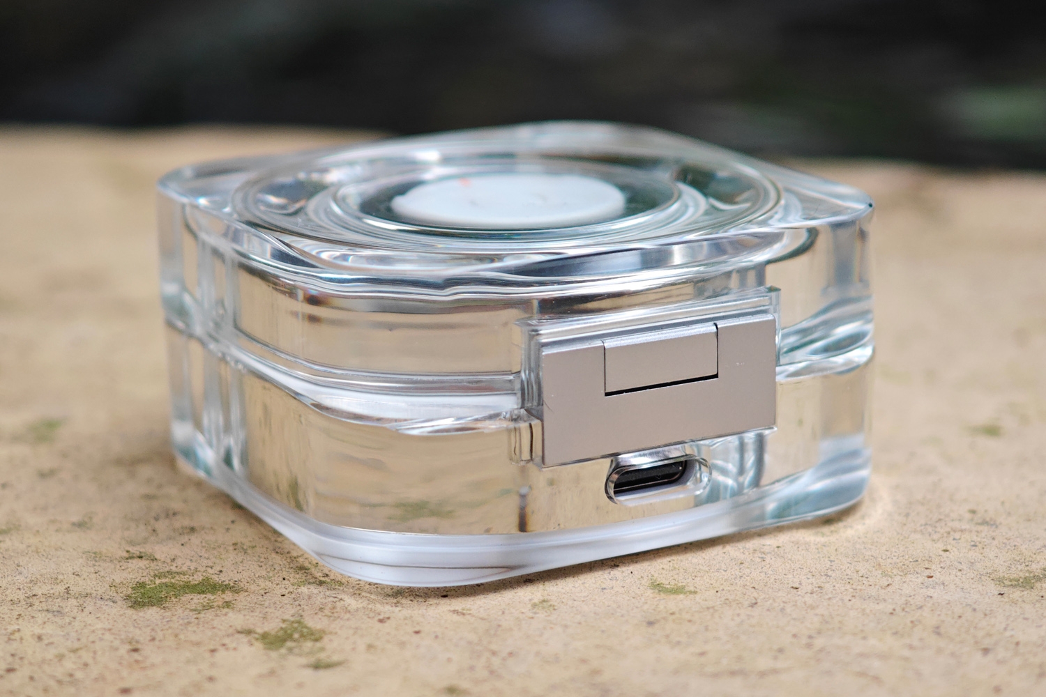 Samsung Galaxy Ring review USB charging