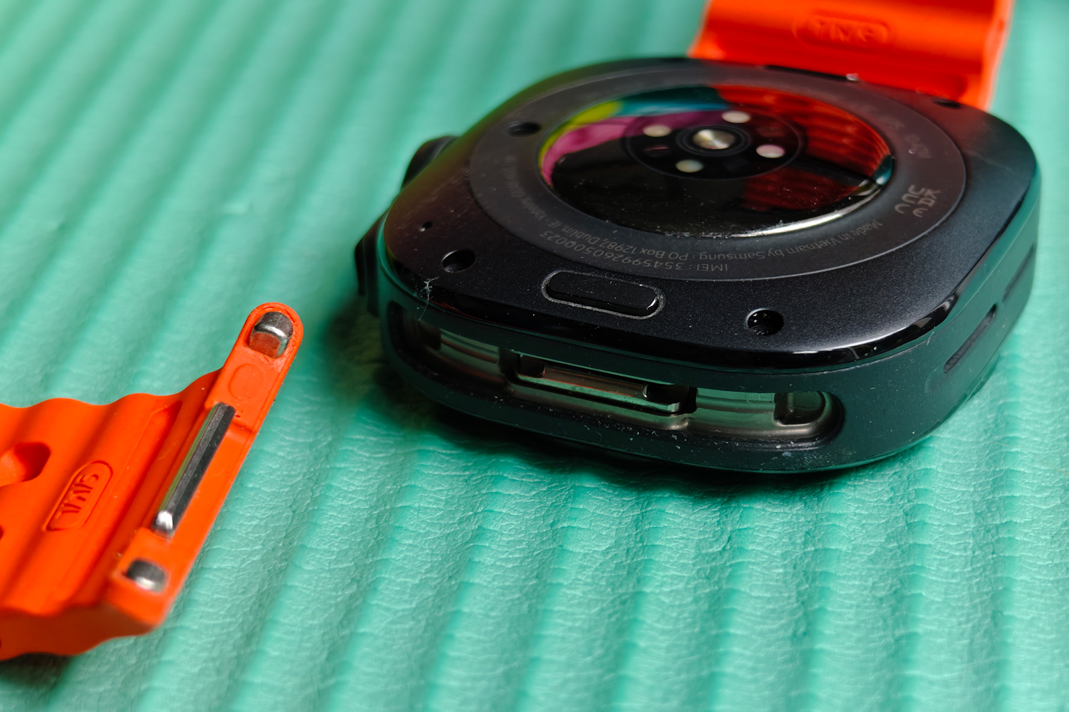 Samsung Galaxy Watch Ultra review strap connector