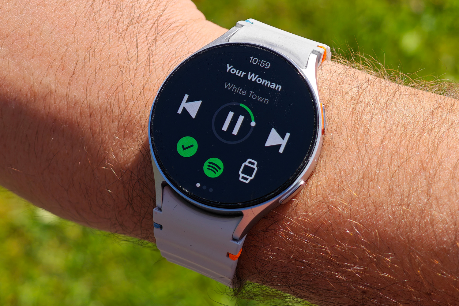 Samsung Galaxy Watch7 review Spotify