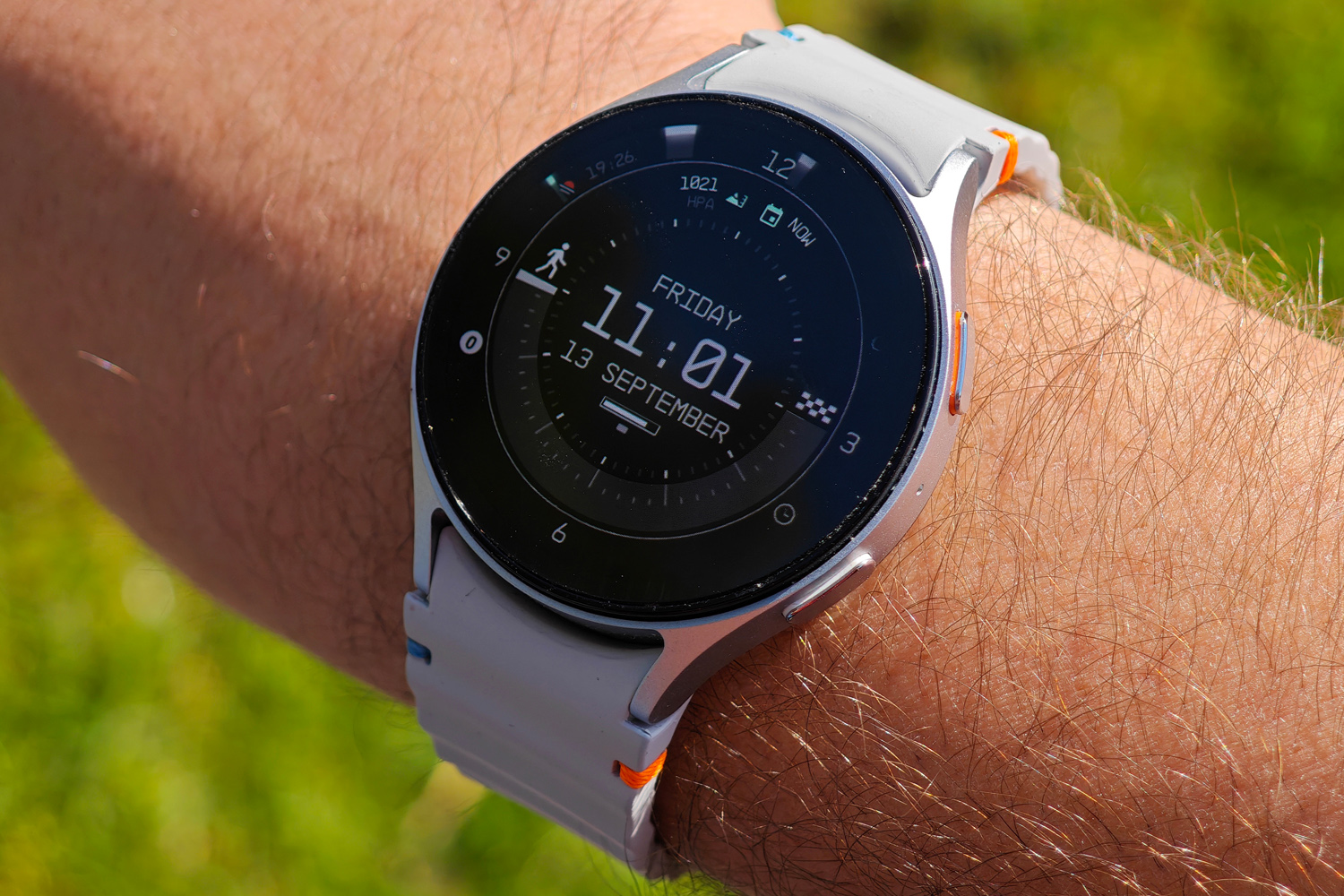 Samsung Galaxy Watch7 review Starfield watchface