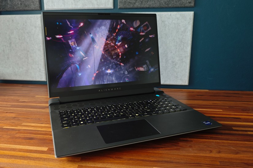 Alienware M18 R2 review: mothership-scale power and proportions