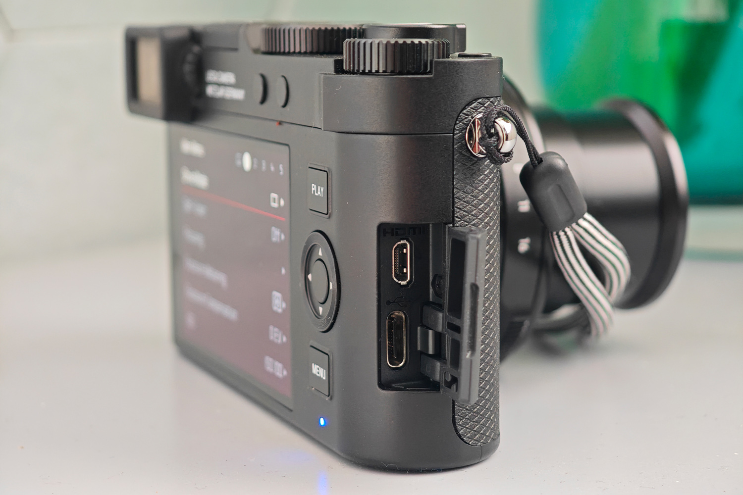 Leica D-Lux 8 review ports