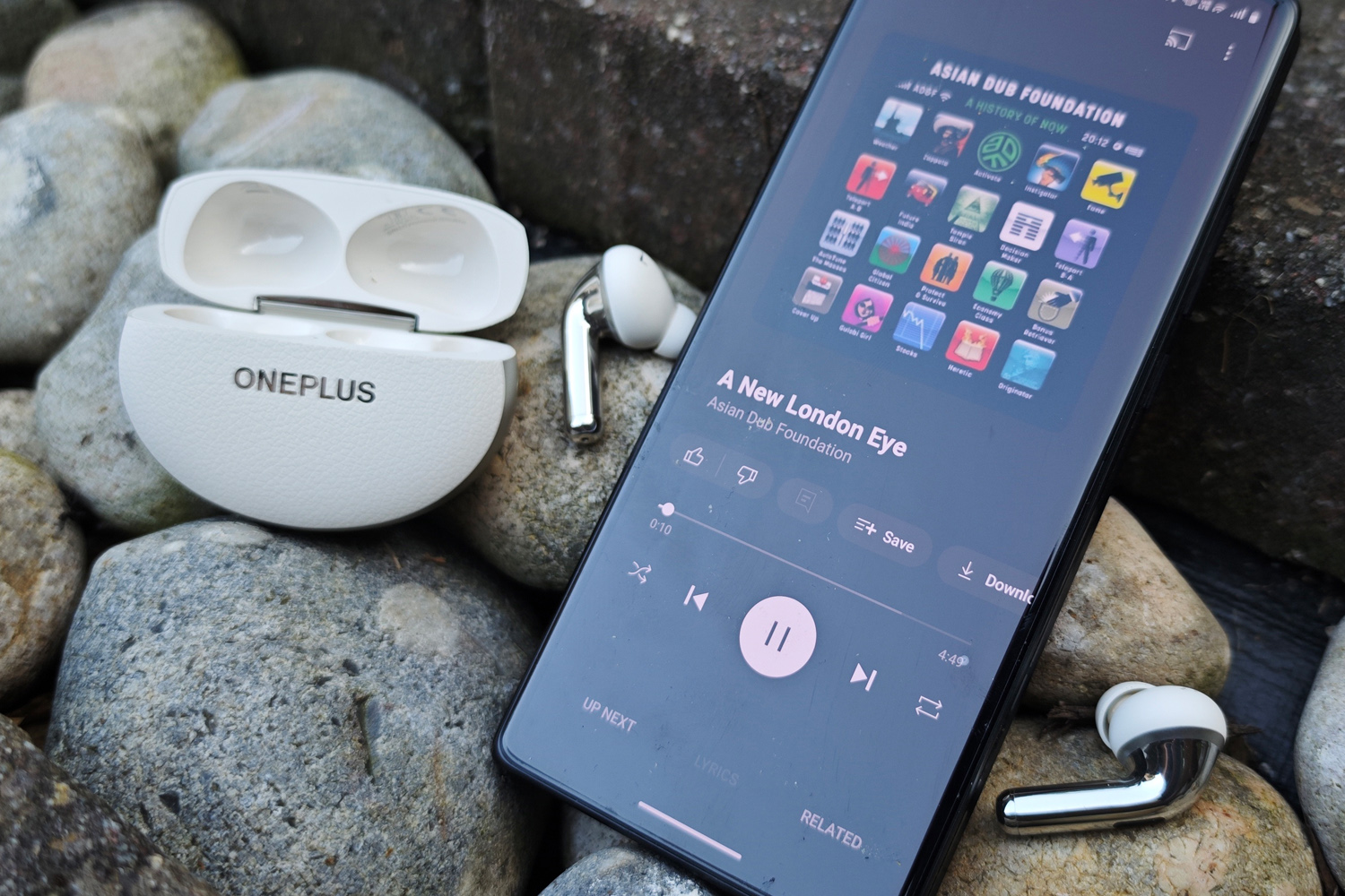 OnePlus Buds Pro 3 review listening 2