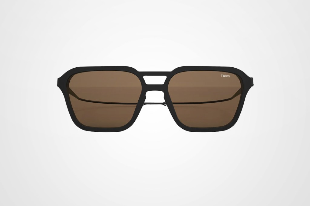 Best-Eco-Gifts-2024-Times-Roam-Sunglasses