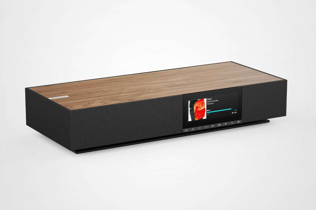 Best-Gifts-For-Music-Lovers-2024-Cambridge-Audio-Evo-One