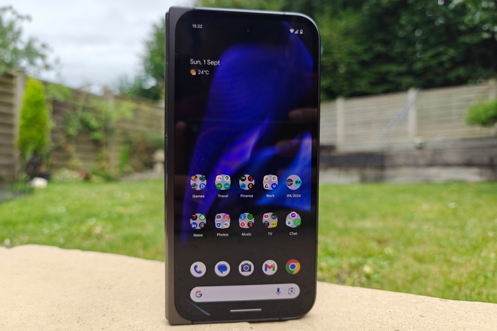 Google Pixel 9 Pro Fold review homescreen