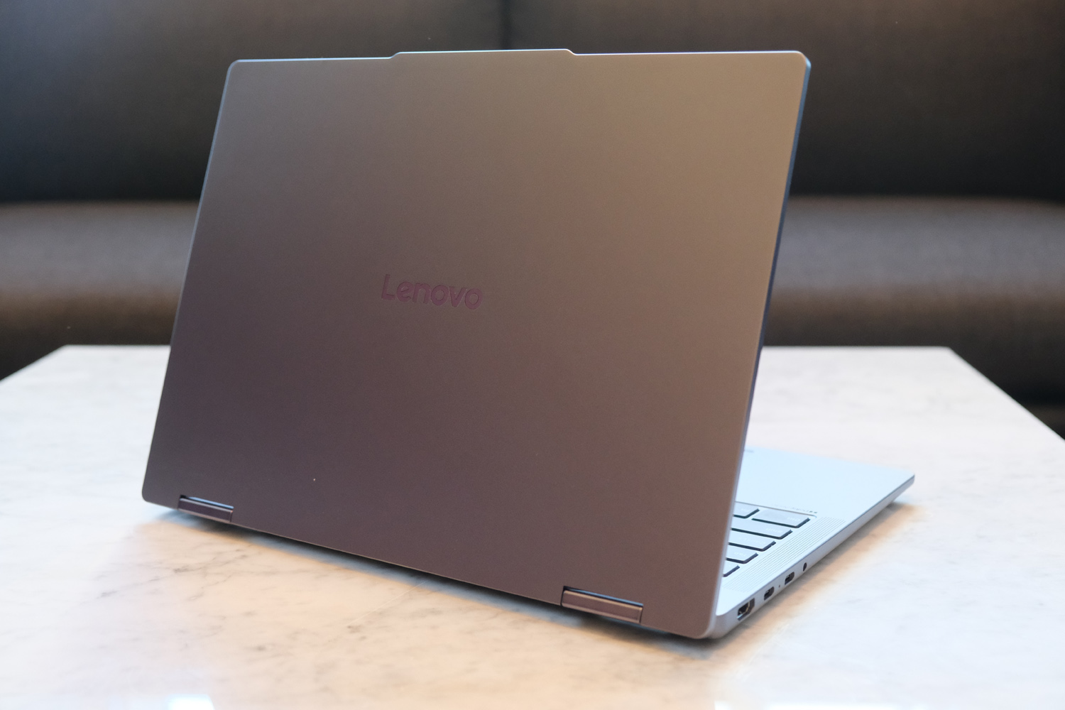 Lenovo IdeaPad 5x 2-in-1 rear