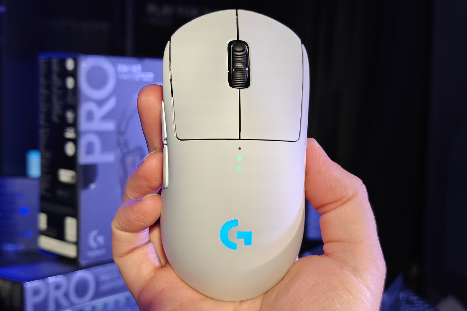 Logitech Pro Wireless 2 in hand