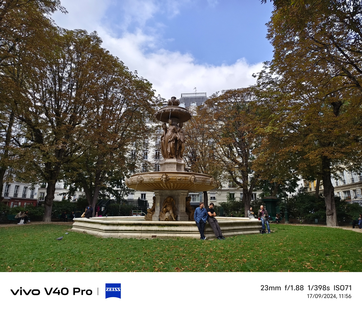 Vivo V40 Pro camera samples fountain 1x