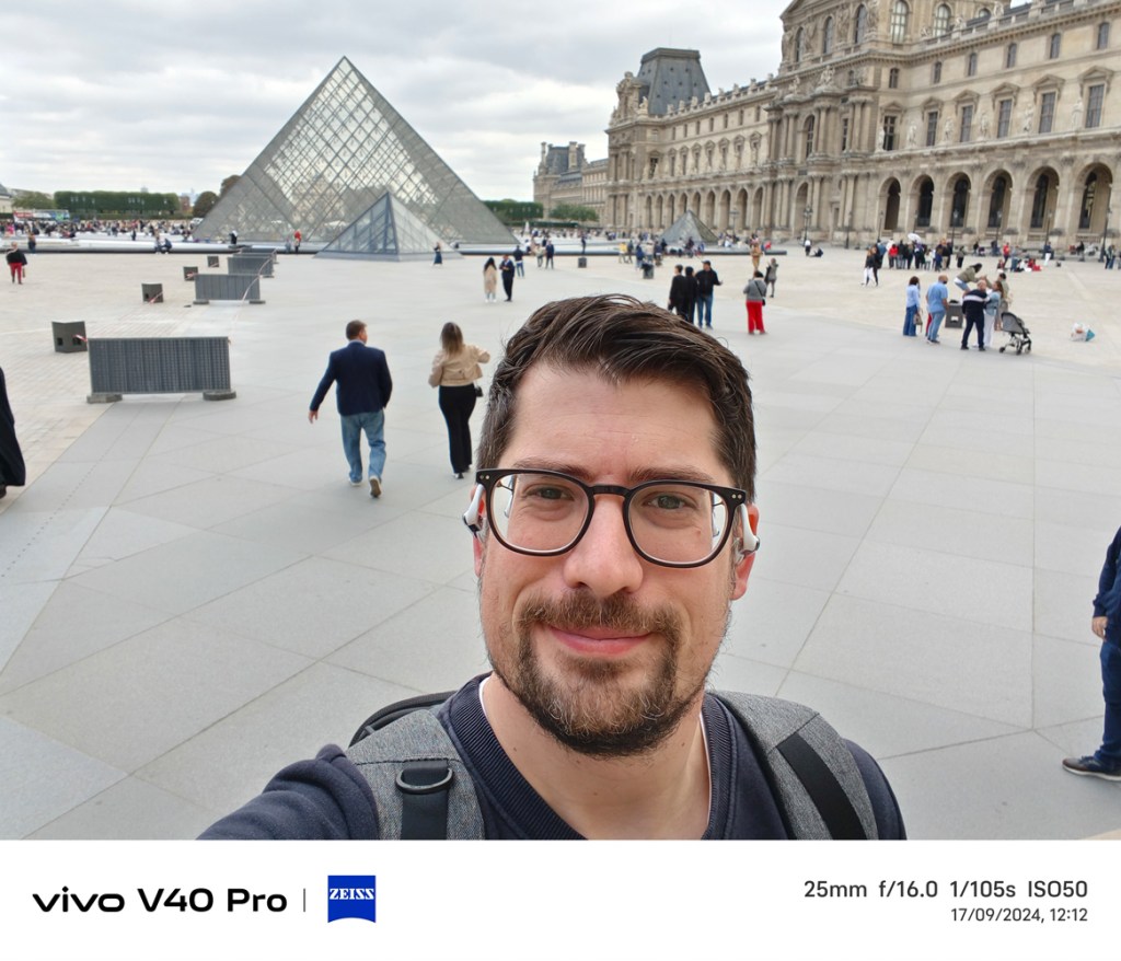 Vivo V40 Pro camera samples selfie