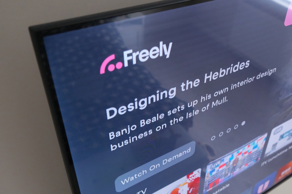 Freely review logo