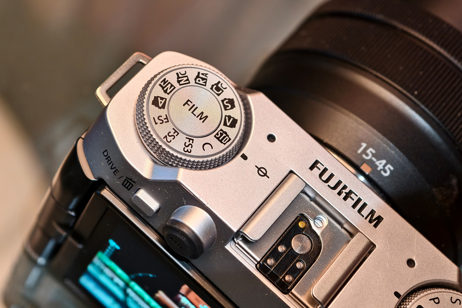 Fujifilm X-M5 review film simulation dial