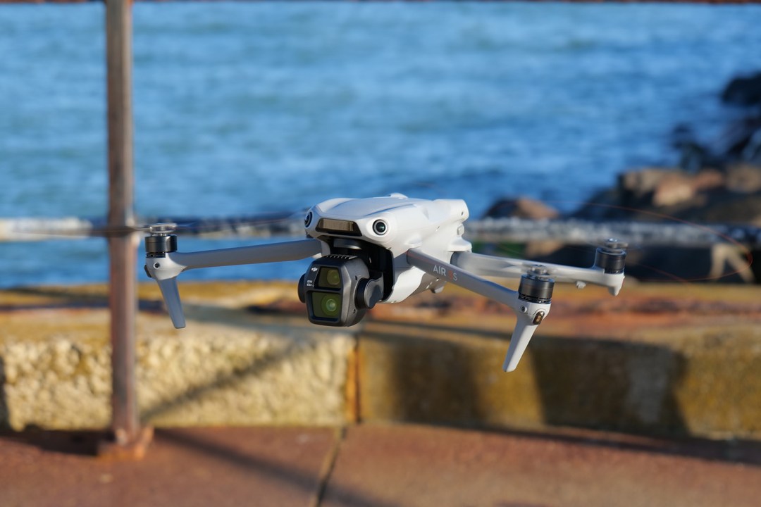 DJI Air 3S review hovering