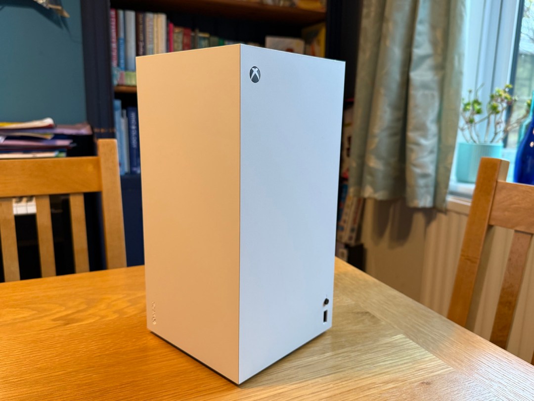 Xbox Series X white