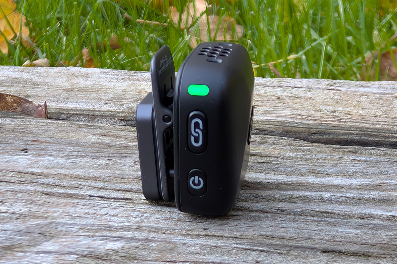 DJI Mic Mini review transmitter buttons