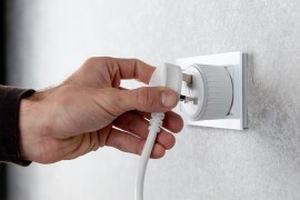 Shelly Plus Plug UK: transform any outlet into a smart energy command centre