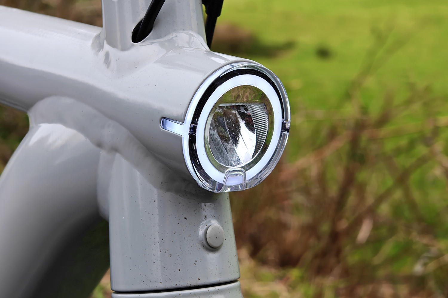 VanMoof S5 review front light