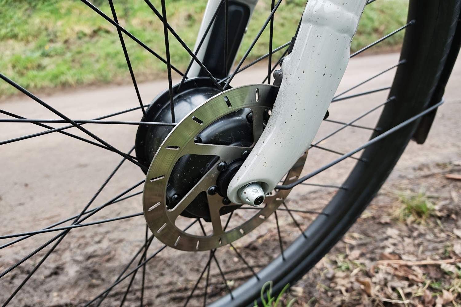 VanMoof S5 review front motor