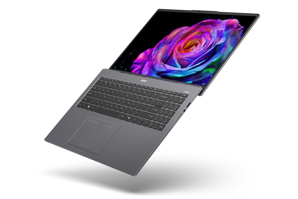 Acer Swift Go 16 laptop