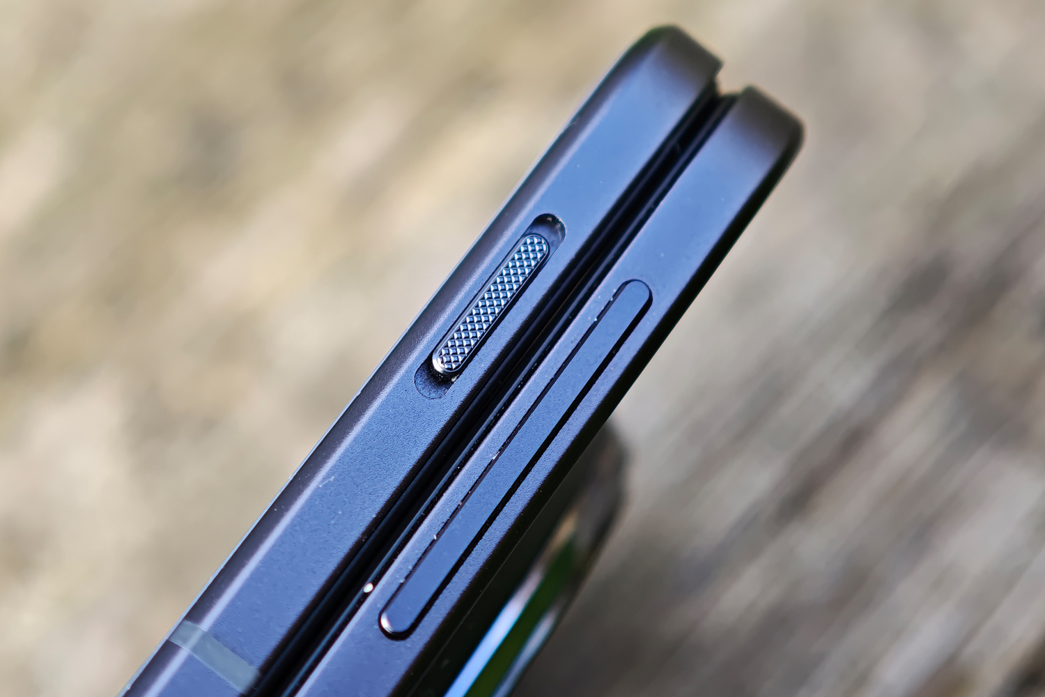 Oppo Find N5 review alert slider