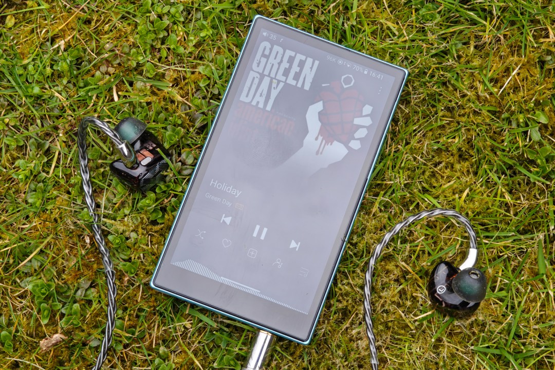 Fiio JM21 review lead