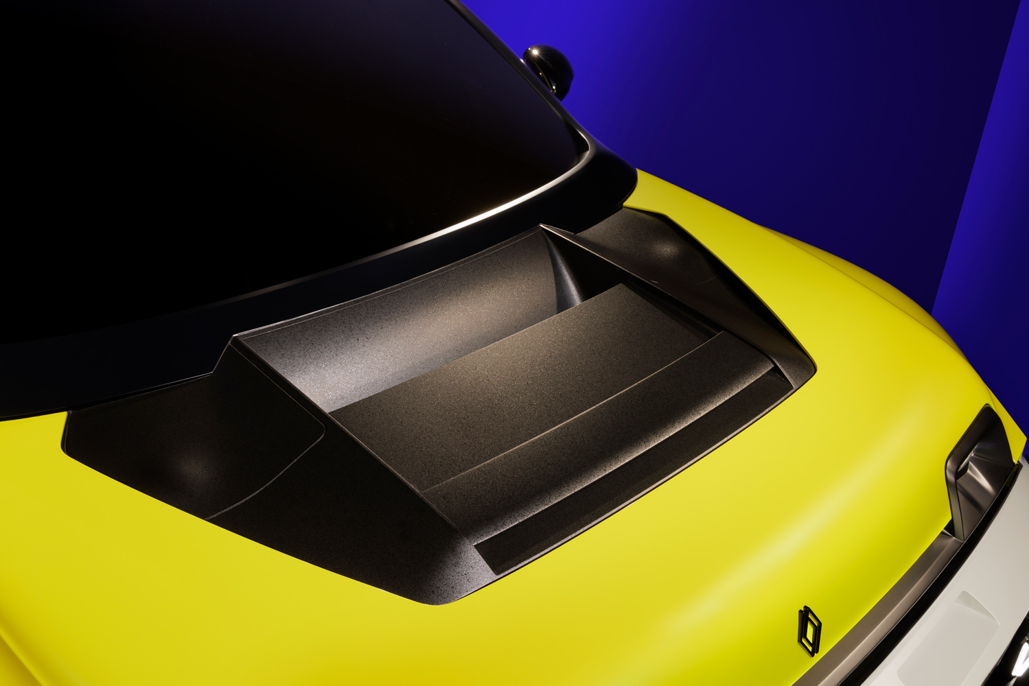 Renault 5 Turbo 3E bonnet scoop